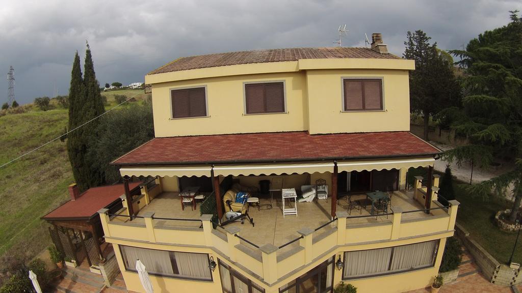 Bed And Breakfast La Corte Degli Ulivi Чивитавеккья Экстерьер фото
