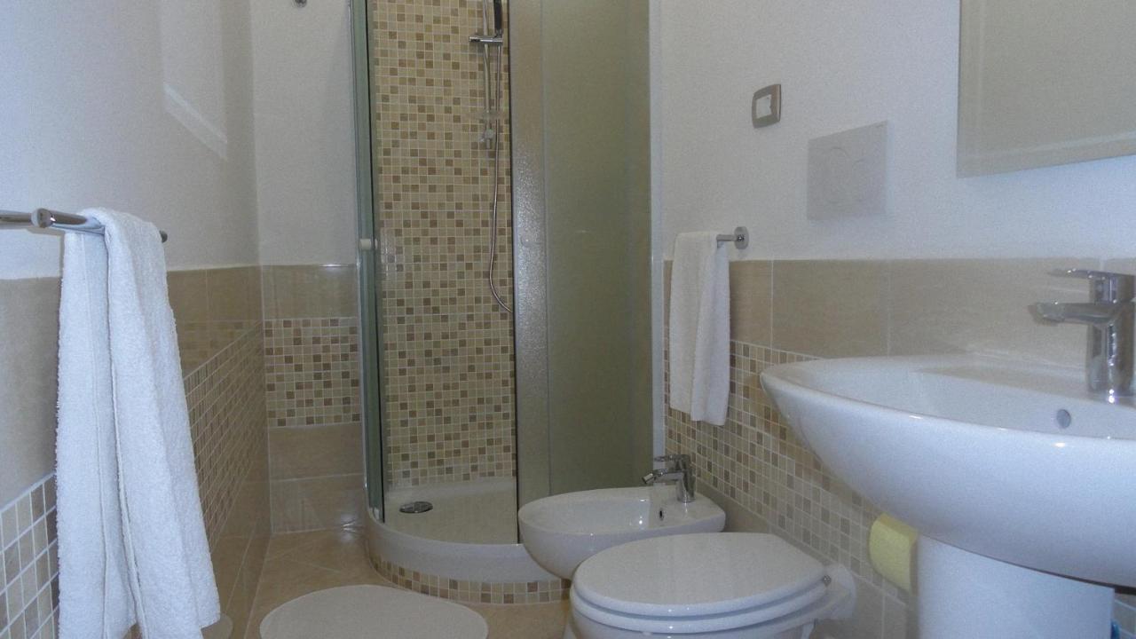 Bed And Breakfast La Corte Degli Ulivi Чивитавеккья Номер фото